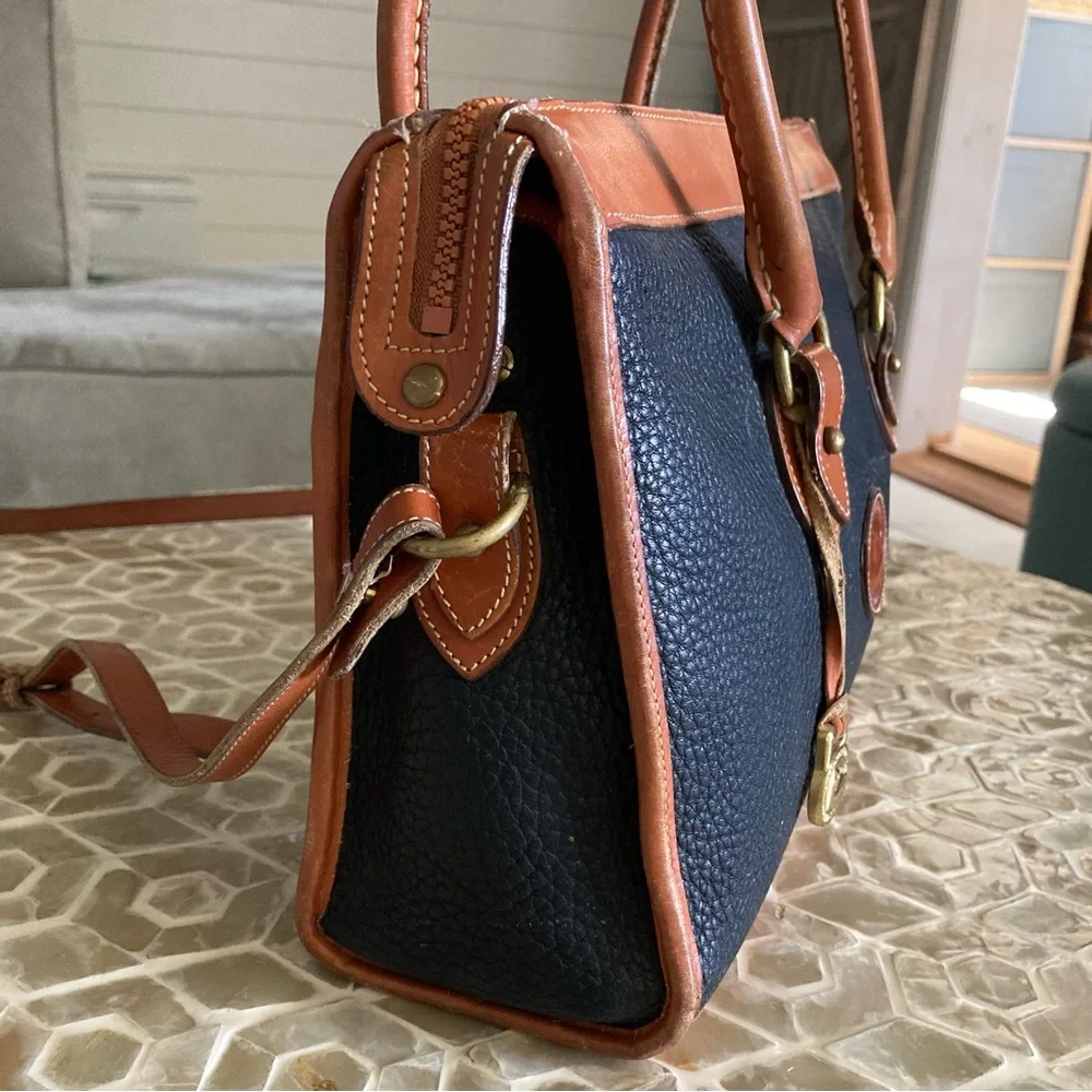 Vintage Dooney and Bourke R29 All-Weather Leather AWL Satchel/Zipper-Top Case